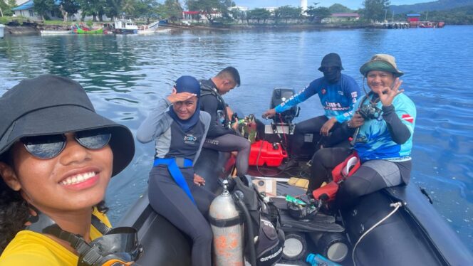 
					Tim Selam Papua Jajal Laut Sabang