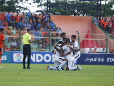 Selebrasi tim Persipura usai mencetak gol ke gawang Persibo / Dok. Media Officer Persipura