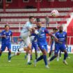 Duel pemain PSBS Biak dengan Arema FC / Dok PSBS Biak Numfor
