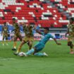 Duel pemain PSBS Biak dengan Dewa United / dok. PSBS Biak