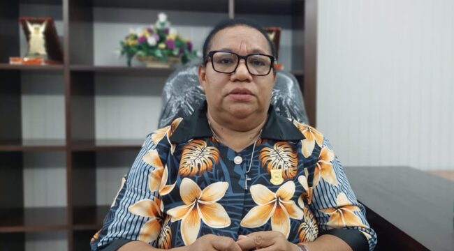 Wakil Ketua I DPR Papua, Herlin Beatrix Monim