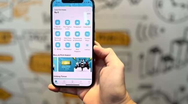Ilustrasi aplikasi PLN Mobile