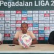 Ricardo Salampessy dan Ramai Rumakiek pada konferensi pers 