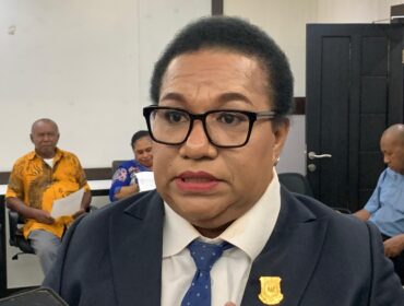 Wakil Ketua I DPR Papua, Herlin Beatrix Monim