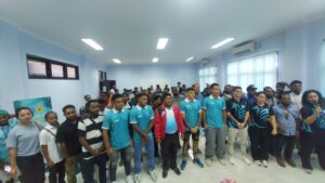 Pilar PSBS Biak foto bersama dosen dan mahasiswa FIK Uncen 