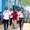 Anggota Komisi XIII DPR RI, Yan Mandenas didampingi Kakanwil Hukum dan HAM Papua  Antonius Ayorbaba dan Kalapas Narkotika Doyo saat berkunjung ke Lapas Narkotika Doyo