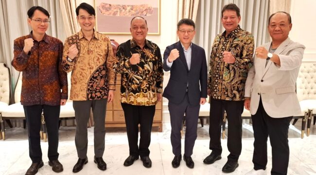 Ketum KONI Pusat, Marciano Norman bersama delegasi Korea Selatan / KONI.or.id