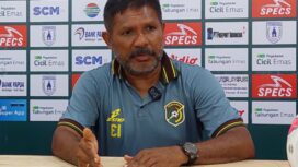 Pelatih Persewar Waropen, Eduard Ivakdalam