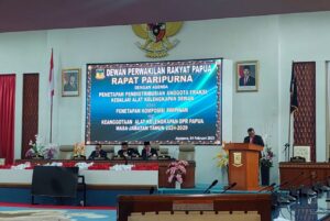 Rapat Paripurna Penetapan Pendistribusian Anggota Fraksi ke dalam Alat Kelengkapan Dewan serta Penetapan Komisi Pimpinan dan anggota Alat Kelengkapan Dewan masa jabatan tahun 2024-2029, di Ruang Sidang DPR Papua 
