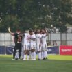 Skuad Persipura melakukan selebrasi 