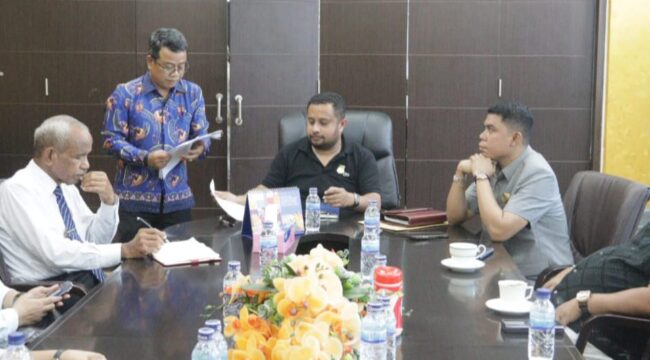 Rapat pimpinan DPR Papua dan pimpinan fraksi penetapan jadwal sidang pengesahan tatib 