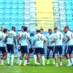 Para pemain PSBS Biak menggelar latihan 