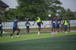 Skuad Persipura saat berlatih 