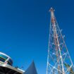 dok Indosat Ooredo Hutchison