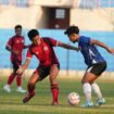Gelandang asing Persipura asal Jepang, Takuya Matsunaga (merah hitam) dalam laga uji coba Persipura vs Persibo Bojonegoro di Yogyakarta - dok Persipura 