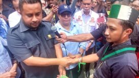 Ketua DPR Papua saat menerima aspirasi dari Cipayung Plus 