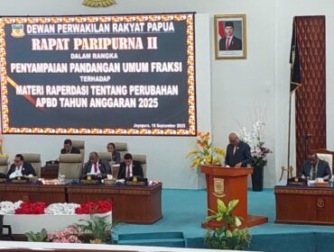 Penyampaian pandangan umum Fraksi terhadap materi Raperdasi Perubahan APBD Papua 2025