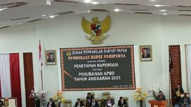 Suasana rapat paripurna DPR Papua Bahas Perubahan APBD 2025  