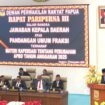 Pj Gubernur Papua, Agus Fatoni saat menyampaikan jawaban atas pandangan umum Fraksi terhadap materi Raperdasi tentang perubahan APBD 2025