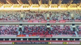 Tampak suporter Persipura yang mendukung timnya dari tribun Stadion Lukas Enembe / euforia.id