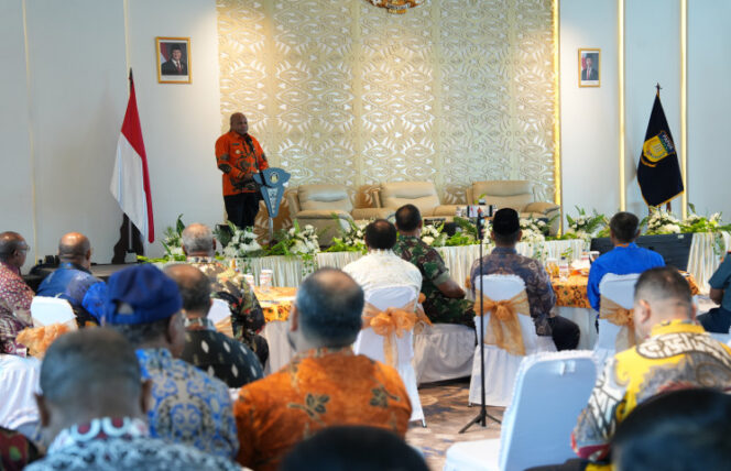 Gubernur Papua, Matius Fakhiri memberikan sambutannya / dok Papua.go.id