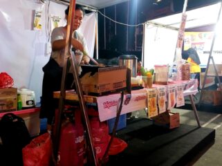 UMKM Sasagu saat memasarkan olahan pangannya di MyPertamina Futsal Competition 2025 / euforia.id