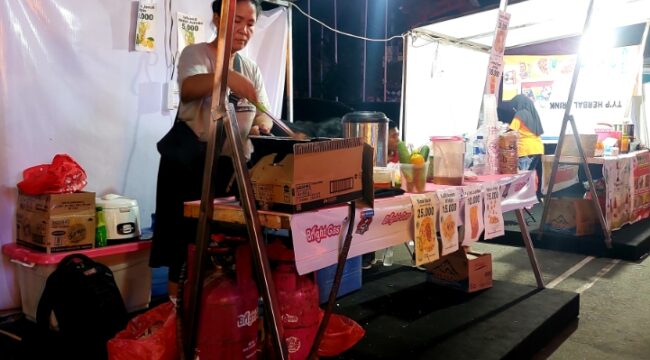 UMKM Sasagu saat memasarkan olahan pangannya di MyPertamina Futsal Competition 2025 / euforia.id