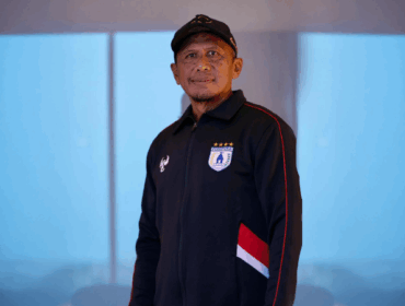 Juru taktik Anyar Persipura, Rahmad Darmawan