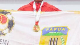 Atlet Kempo Papua, Siti Safina Rahareng meraih medali emas pada PON Beladiri di Kudus