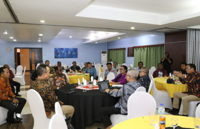 
					Pertemuan Delegasi Indonesia - PNG di Wewak, East Sepik, PNG / dok Papua.go.id