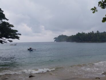 Suasana Pantai di Kampung Doromena, Kabupaten Jayapura / Euforia.id