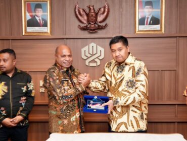 Gubernur Papua usai bertemu Menteri PKP, Maruarar Sirait 