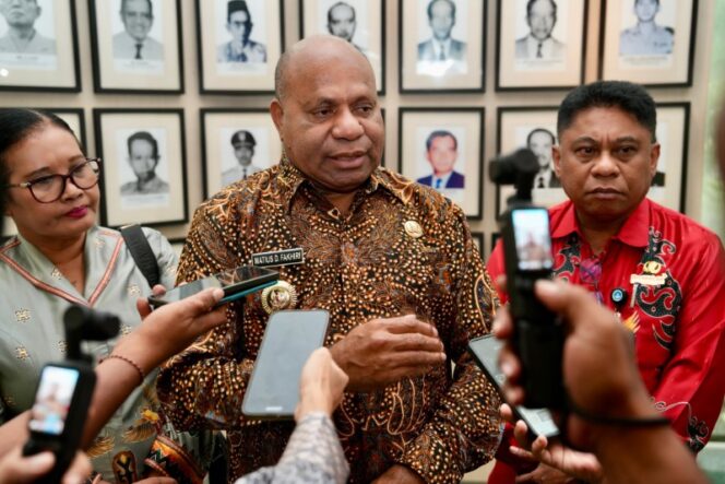 
					Gubernur Provinsi Papua, Matius Fakhiri / Istimewa