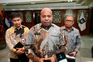 Gubernur Papua, Matius Fakhiri / Istimewa