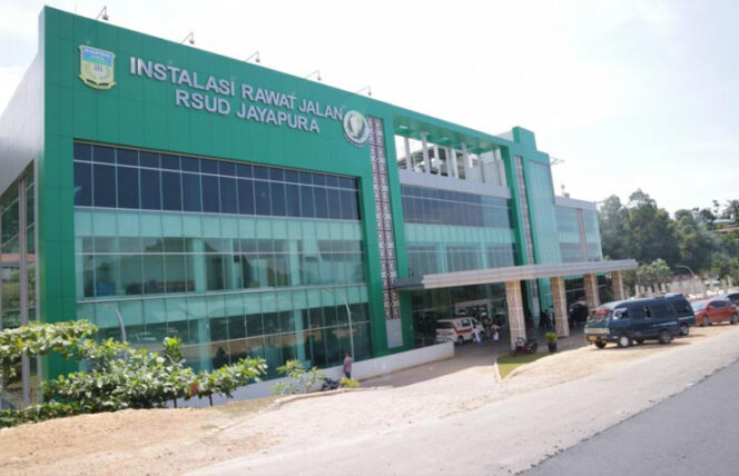 
					Gedung instalasi rawat jalan RSUD Jayapura / dok Papua.go.id