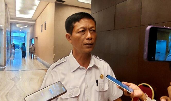 
					Kepala Dinas Kelautan dan Perikanan Kabupaten Jayapura, Suliyono / Euforia.id