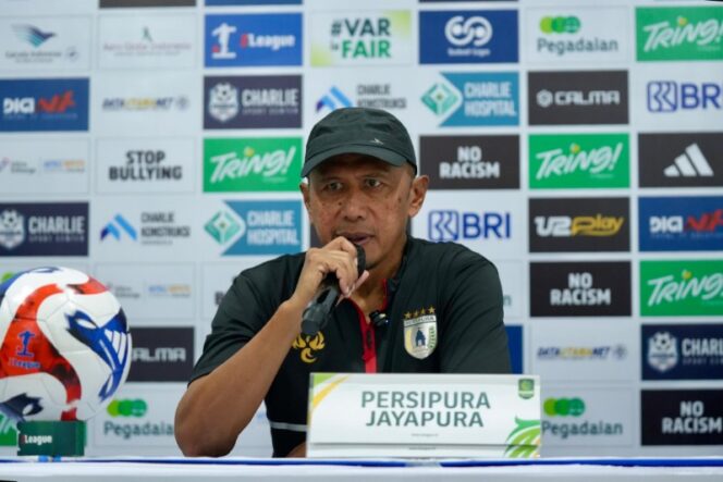 
					Pelatih Persipura Jayapura, Rahmad Darmawan 