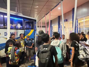 Tampak penumpang mudik gratis jalur darat sedang mengantre / Istimewa