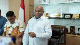 Gubernur Papua, Matius D. Fakhiri / Istimewa