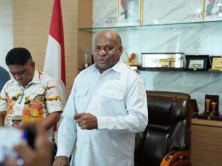 Gubernur Papua, Matius D. Fakhiri / Istimewa