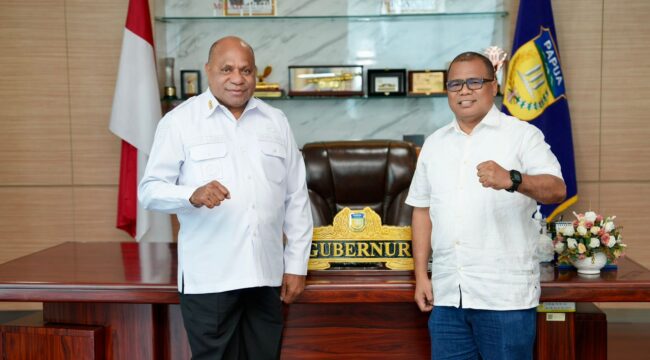 Gubernur Papua, Matius D. Fakhiri bersama Juru Bicara, M. Rifai Darus / Istimewa