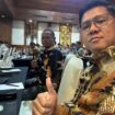 Ketua Jaringan Media Siber Indonesia (JMSI), wilayah Papua, Riyanto Nay bersama jurnalis beritapapua / Istimewa