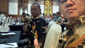 Ketua Jaringan Media Siber Indonesia (JMSI), wilayah Papua, Riyanto Nay bersama jurnalis beritapapua / Istimewa