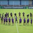 Skuad Persipura mematangkan persiapan di markas Persiku Kudus
