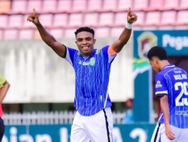 Osas Saha saat masih berkostum Persibo Bojonegoro / Instagram Osas Saha