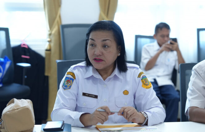 
					Plt Kepala Dinas Pangan Papua, Sri Utami / dok Papua.go.id