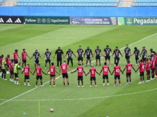 Skuad Persipura / Ofisial Persipura