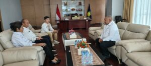 Wagub Aryoko Rumaropen saat menerima kunjungan Anggota KEPP Otsus / Istimewa