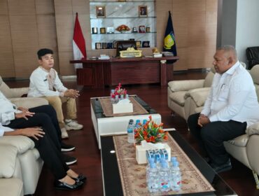 Wagub Aryoko Rumaropen saat menerima kunjungan Anggota KEPP Otsus / Istimewa