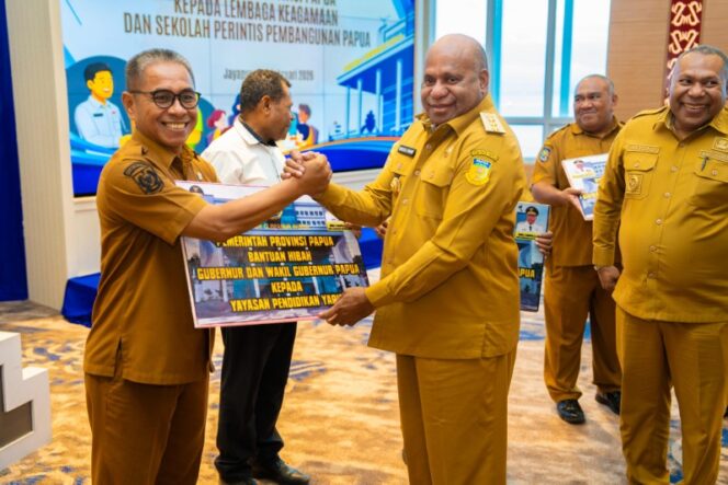 
					Pemprov Papua Salurkan Rp5,75 Miliar Dana Hibah untuk Lembaga Keagamaan dan Sekolah Perintis